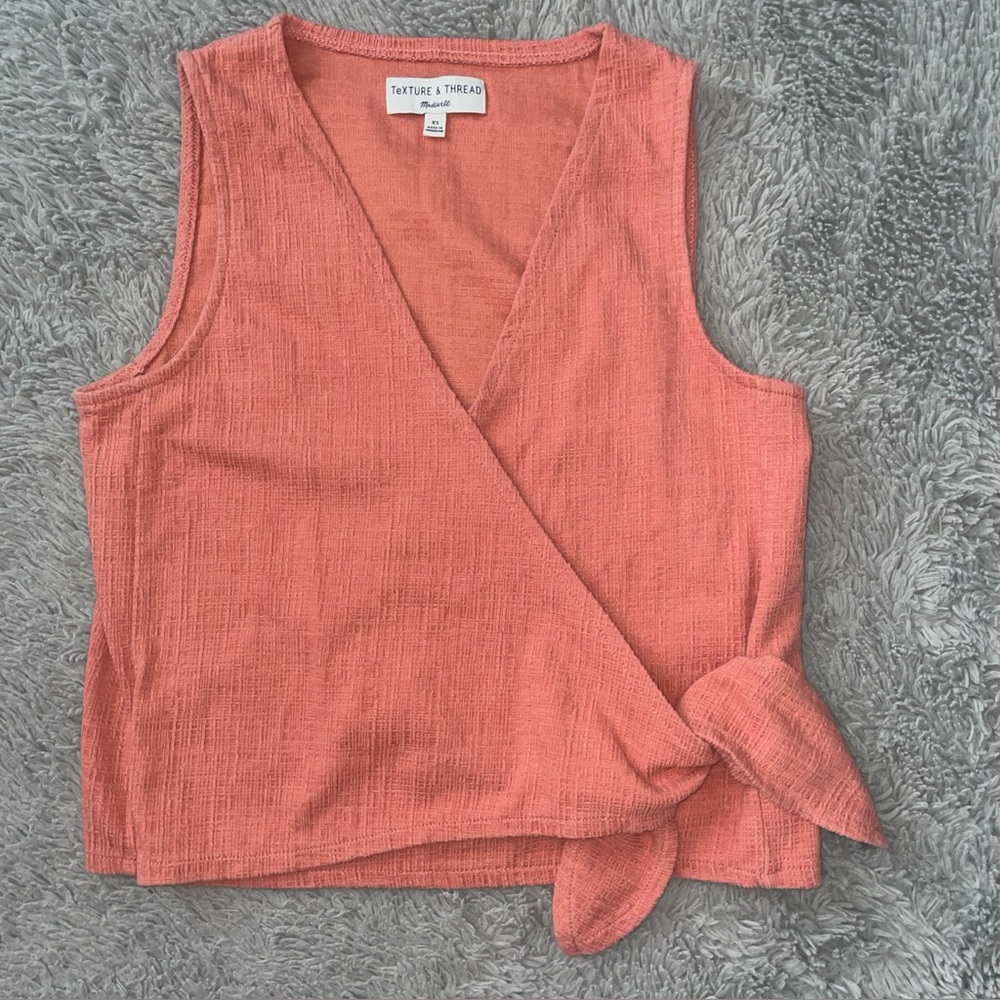 Madewell Womens XS Sleeveless Texture and Thread Line V-Neck Peach Sleeveless